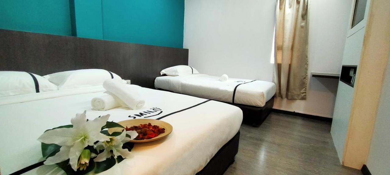 Smile Hotel Petaling Jaya Ss2 Kültér fotó